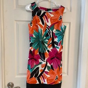 Sleeveless Tropical Design